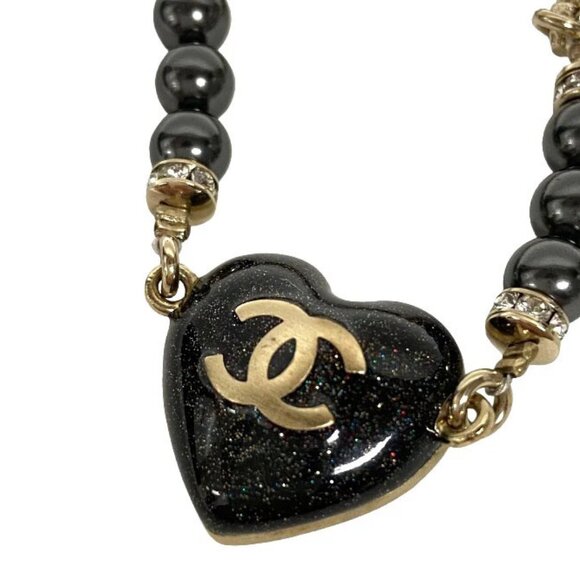 CHANEL CC Logo Rhinestone Black Heart Bracelet 8.2" Gold Tone Auth w/Box D-2300 - Picture 3 of 8